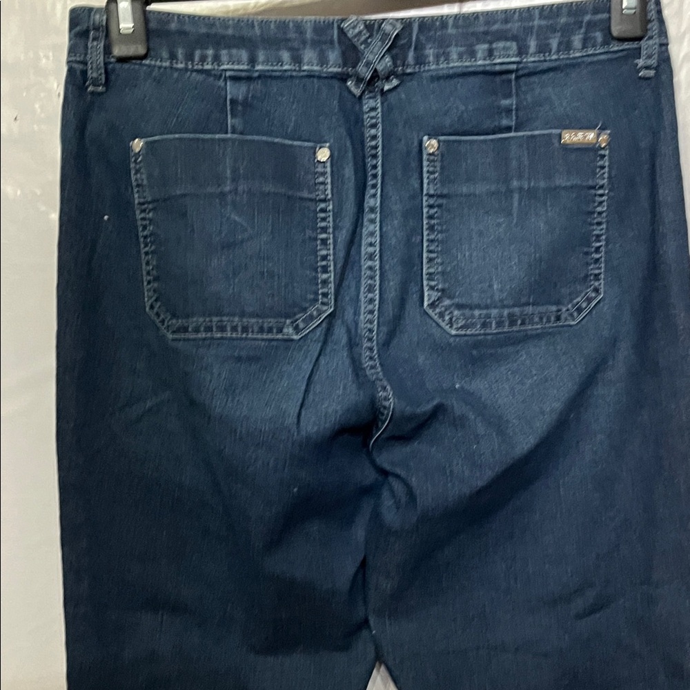 Jennifer Lopez Dark Blue Denim size 8. Inseam 32”. - Picture 3 of 9